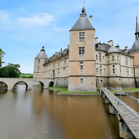 Maison Chaleureuse A Sully Avec Vue Sur La Montagne Экстерьер фото